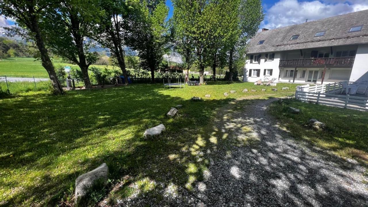Superbe Appartement Aubessagne Exterior photo